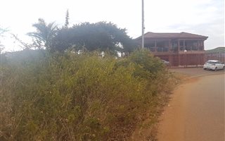 957 m² Land available in Elti Villas