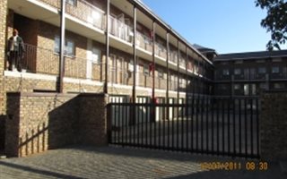 2 Bedroom Flat in Kempton Park CBD