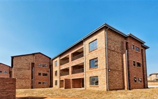 2 Bedroom Apartment in Wilgeheuwel