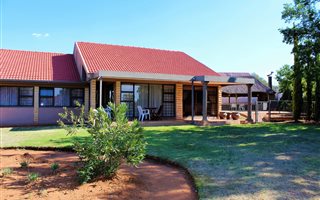 4 Bedroom House in Dan Pienaar