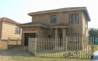 3 Bedroom House in White River