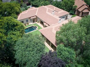 5 Bed House in Country Lane Estate