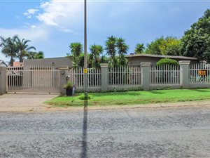 3 Bedroom House in Verwoerdpark