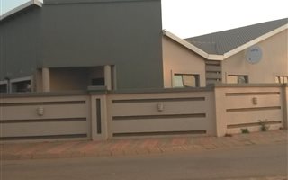 3 Bedroom House in Roodekop