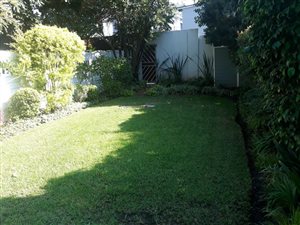 2 Bed Townhouse in Kew