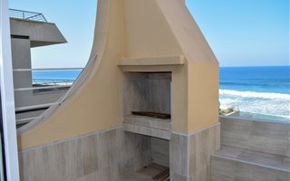 3 Bedroom Apartment in Umdloti Beach