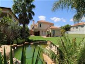 4 Bed House in Westlake Estate