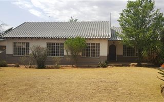 3 Bedroom House in Delmas