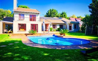 4 Bedroom House in Sunninghill