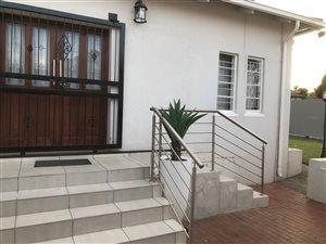 4 Bed House in Sydenham