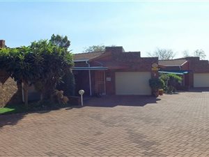 3 Bedroom Apartment in The Hill