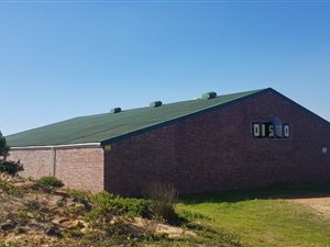 1000 m² Commercial space in Stilbaai