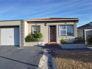 3 Bed House in Hagley