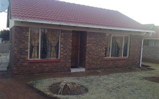 2 Bedroom House in Tsakane