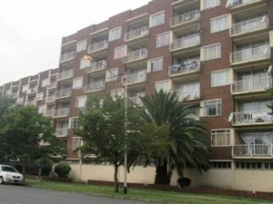 1 Bed Apartment in Vanderbijlpark Central