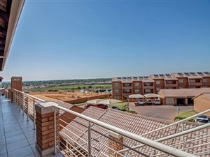2 Bed Apartment in Noordwyk