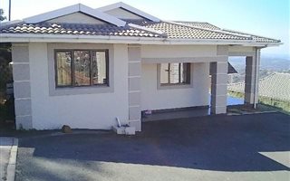 3 Bedroom Simplex in Everest Heights