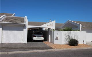 3 Bedroom House in Waves Edge