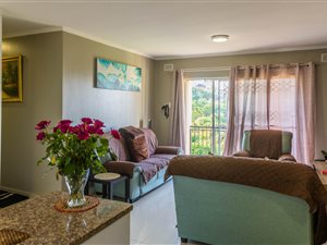 3 Bed Apartment in Kenville