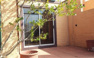1 Bedroom Apartment in Sundowner