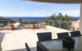 3 Bedroom Apartment in Simbithi Estate