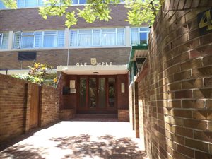 1.5 Bed Apartment in Glenwood