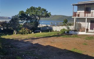 793 m² Land available in Heuwelkruin