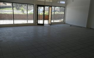 Commercial space in Mobeni