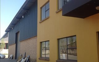 1164 m² Industrial space in Factoria