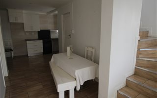 2 Bedroom Apartment in Parktown North