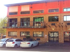 200 m² Commercial space in North Riding