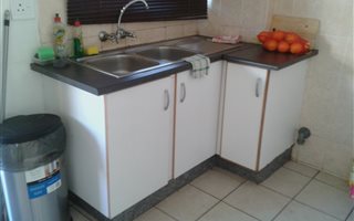 2 Bedroom Apartment in Arboretum
