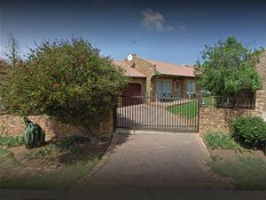 3 Bed House in Birchleigh