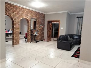 4 Bed House in Eldoraigne