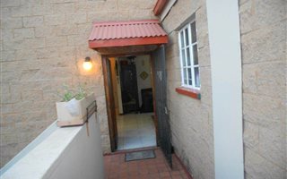 2 Bedroom Apartment in Zwartkop