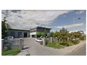 1024 m² Industrial space in Airport Industria