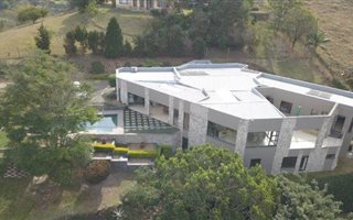 4 Bedroom House in Padfield Park