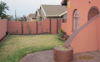 4 Bedroom House in Zakariyya Park