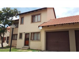 2 Bed Townhouse in Carlswald Estate