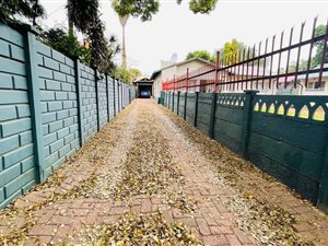 2 Bed House in Parktown Estate