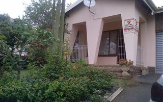 3 Bedroom House in Lotusville