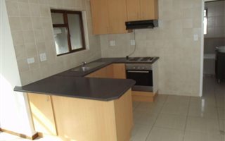 2 Bedroom Apartment in Tableview