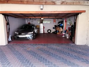 3 Bed House in Strandfontein