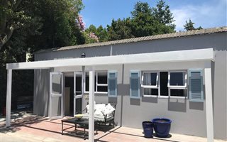 1 Bedroom Garden Cottage in Constantia