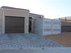 3 Bed House in Soneike