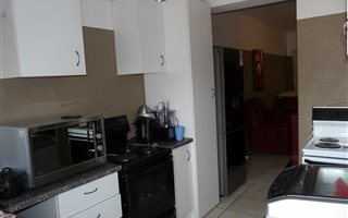 2 Bedroom Flat in Primrose