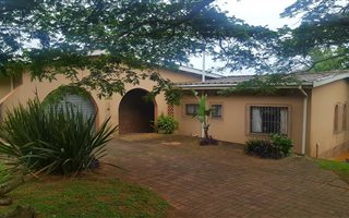 3 Bedroom House in Woodgrange