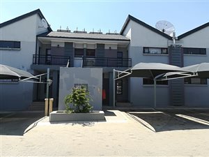 2 Bed Apartment in Helderwyk