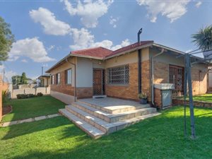 3 Bed House in Crosby