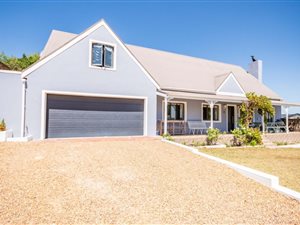 4 Bed House in Steynsrust
